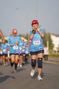 BIB: 6418
                            <button type="button" onclick="openModal(3193150)" class="btn btn-primary btn-sm float-right btn-popup" data-toggle="modal" data-target=".modal-high-quality">
                        <i class="fas fa-shopping-cart"></i> Add to Cart
                    </button>
                                            <button type="button" onclick="isThisMe(3193150, true)" class="btn btn-success btn-sm float-right btn-popup btn-isme hidden" data-toggle="tooltip" data-placement="bottom" title="นี่คือรูปของคุณใช่ไหม คลิกที่นี่เพื่อเอาเข้าอัลบั้ม">
                        <i class="fas fa-plus"></i> Add to album
                    </button>
                    <button type="button" onclick="isThisMe(3193150, false)" class="btn btn-warning btn-sm float-right btn-popup btn-isnotme hidden">
                        <i class="fas fa-ban"></i> Remove from album
                    </button>