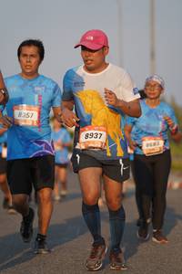 BIB: 8357, 8937, 8683
                            <button type="button" onclick="openModal(3476879)" class="btn btn-primary btn-sm float-right btn-popup" data-toggle="modal" data-target=".modal-high-quality">
                        <i class="fas fa-shopping-cart"></i> Add to Cart
                    </button>
                                            <button type="button" onclick="isThisMe(3476879, true)" class="btn btn-success btn-sm float-right btn-popup btn-isme hidden" data-toggle="tooltip" data-placement="bottom" title="นี่คือรูปของคุณใช่ไหม คลิกที่นี่เพื่อเอาเข้าอัลบั้ม">
                        <i class="fas fa-plus"></i> Add to album
                    </button>
                    <button type="button" onclick="isThisMe(3476879, false)" class="btn btn-warning btn-sm float-right btn-popup btn-isnotme hidden">
                        <i class="fas fa-ban"></i> Remove from album
                    </button>