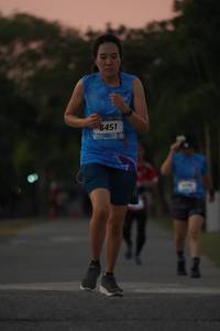 BIB: 451
                            <button type="button" onclick="openModal(3487395)" class="btn btn-primary btn-sm float-right btn-popup" data-toggle="modal" data-target=".modal-high-quality">
                        <i class="fas fa-shopping-cart"></i> Add to Cart
                    </button>
                                            <button type="button" onclick="isThisMe(3487395, true)" class="btn btn-success btn-sm float-right btn-popup btn-isme hidden" data-toggle="tooltip" data-placement="bottom" title="นี่คือรูปของคุณใช่ไหม คลิกที่นี่เพื่อเอาเข้าอัลบั้ม">
                        <i class="fas fa-plus"></i> Add to album
                    </button>
                    <button type="button" onclick="isThisMe(3487395, false)" class="btn btn-warning btn-sm float-right btn-popup btn-isnotme hidden">
                        <i class="fas fa-ban"></i> Remove from album
                    </button>