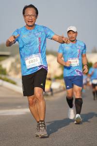 BIB: 6826, 5338
                            <button type="button" onclick="openModal(3179832)" class="btn btn-primary btn-sm float-right btn-popup" data-toggle="modal" data-target=".modal-high-quality">
                        <i class="fas fa-shopping-cart"></i> Add to Cart
                    </button>
                                            <button type="button" onclick="isThisMe(3179832, true)" class="btn btn-success btn-sm float-right btn-popup btn-isme hidden" data-toggle="tooltip" data-placement="bottom" title="นี่คือรูปของคุณใช่ไหม คลิกที่นี่เพื่อเอาเข้าอัลบั้ม">
                        <i class="fas fa-plus"></i> Add to album
                    </button>
                    <button type="button" onclick="isThisMe(3179832, false)" class="btn btn-warning btn-sm float-right btn-popup btn-isnotme hidden">
                        <i class="fas fa-ban"></i> Remove from album
                    </button>