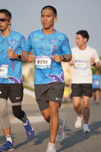 BIB: 639
                            <button type="button" onclick="openModal(3184479)" class="btn btn-primary btn-sm float-right btn-popup" data-toggle="modal" data-target=".modal-high-quality">
                        <i class="fas fa-shopping-cart"></i> Add to Cart
                    </button>
                                            <button type="button" onclick="isThisMe(3184479, true)" class="btn btn-success btn-sm float-right btn-popup btn-isme hidden" data-toggle="tooltip" data-placement="bottom" title="นี่คือรูปของคุณใช่ไหม คลิกที่นี่เพื่อเอาเข้าอัลบั้ม">
                        <i class="fas fa-plus"></i> Add to album
                    </button>
                    <button type="button" onclick="isThisMe(3184479, false)" class="btn btn-warning btn-sm float-right btn-popup btn-isnotme hidden">
                        <i class="fas fa-ban"></i> Remove from album
                    </button>