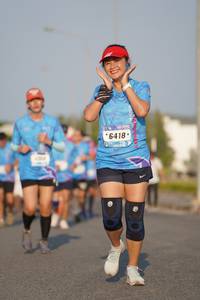 BIB: 6418
                            <button type="button" onclick="openModal(3193129)" class="btn btn-primary btn-sm float-right btn-popup" data-toggle="modal" data-target=".modal-high-quality">
                        <i class="fas fa-shopping-cart"></i> Add to Cart
                    </button>
                                            <button type="button" onclick="isThisMe(3193129, true)" class="btn btn-success btn-sm float-right btn-popup btn-isme hidden" data-toggle="tooltip" data-placement="bottom" title="นี่คือรูปของคุณใช่ไหม คลิกที่นี่เพื่อเอาเข้าอัลบั้ม">
                        <i class="fas fa-plus"></i> Add to album
                    </button>
                    <button type="button" onclick="isThisMe(3193129, false)" class="btn btn-warning btn-sm float-right btn-popup btn-isnotme hidden">
                        <i class="fas fa-ban"></i> Remove from album
                    </button>