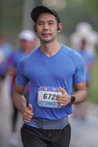 BIB: 672, 6729
                            <button type="button" onclick="openModal(3468701)" class="btn btn-primary btn-sm float-right btn-popup" data-toggle="modal" data-target=".modal-high-quality">
                        <i class="fas fa-shopping-cart"></i> Add to Cart
                    </button>
                                            <button type="button" onclick="isThisMe(3468701, true)" class="btn btn-success btn-sm float-right btn-popup btn-isme hidden" data-toggle="tooltip" data-placement="bottom" title="นี่คือรูปของคุณใช่ไหม คลิกที่นี่เพื่อเอาเข้าอัลบั้ม">
                        <i class="fas fa-plus"></i> Add to album
                    </button>
                    <button type="button" onclick="isThisMe(3468701, false)" class="btn btn-warning btn-sm float-right btn-popup btn-isnotme hidden">
                        <i class="fas fa-ban"></i> Remove from album
                    </button>