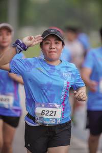 BIB: 6221
                            <button type="button" onclick="openModal(3468669)" class="btn btn-primary btn-sm float-right btn-popup" data-toggle="modal" data-target=".modal-high-quality">
                        <i class="fas fa-shopping-cart"></i> Add to Cart
                    </button>
                                            <button type="button" onclick="isThisMe(3468669, true)" class="btn btn-success btn-sm float-right btn-popup btn-isme hidden" data-toggle="tooltip" data-placement="bottom" title="นี่คือรูปของคุณใช่ไหม คลิกที่นี่เพื่อเอาเข้าอัลบั้ม">
                        <i class="fas fa-plus"></i> Add to album
                    </button>
                    <button type="button" onclick="isThisMe(3468669, false)" class="btn btn-warning btn-sm float-right btn-popup btn-isnotme hidden">
                        <i class="fas fa-ban"></i> Remove from album
                    </button>