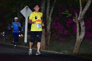 BIB: 6955
                            <button type="button" onclick="openModal(3326855)" class="btn btn-primary btn-sm float-right btn-popup" data-toggle="modal" data-target=".modal-high-quality">
                        <i class="fas fa-shopping-cart"></i> Add to Cart
                    </button>
                                            <button type="button" onclick="isThisMe(3326855, true)" class="btn btn-success btn-sm float-right btn-popup btn-isme hidden" data-toggle="tooltip" data-placement="bottom" title="นี่คือรูปของคุณใช่ไหม คลิกที่นี่เพื่อเอาเข้าอัลบั้ม">
                        <i class="fas fa-plus"></i> Add to album
                    </button>
                    <button type="button" onclick="isThisMe(3326855, false)" class="btn btn-warning btn-sm float-right btn-popup btn-isnotme hidden">
                        <i class="fas fa-ban"></i> Remove from album
                    </button>