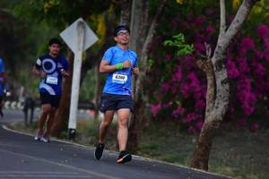 BIB: 6300
                            <button type="button" onclick="openModal(3325629)" class="btn btn-primary btn-sm float-right btn-popup" data-toggle="modal" data-target=".modal-high-quality">
                        <i class="fas fa-shopping-cart"></i> Add to Cart
                    </button>
                                            <button type="button" onclick="isThisMe(3325629, true)" class="btn btn-success btn-sm float-right btn-popup btn-isme hidden" data-toggle="tooltip" data-placement="bottom" title="นี่คือรูปของคุณใช่ไหม คลิกที่นี่เพื่อเอาเข้าอัลบั้ม">
                        <i class="fas fa-plus"></i> Add to album
                    </button>
                    <button type="button" onclick="isThisMe(3325629, false)" class="btn btn-warning btn-sm float-right btn-popup btn-isnotme hidden">
                        <i class="fas fa-ban"></i> Remove from album
                    </button>