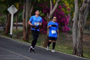 BIB: 6627, 6125
                            <button type="button" onclick="openModal(3326069)" class="btn btn-primary btn-sm float-right btn-popup" data-toggle="modal" data-target=".modal-high-quality">
                        <i class="fas fa-shopping-cart"></i> Add to Cart
                    </button>
                                            <button type="button" onclick="isThisMe(3326069, true)" class="btn btn-success btn-sm float-right btn-popup btn-isme hidden" data-toggle="tooltip" data-placement="bottom" title="นี่คือรูปของคุณใช่ไหม คลิกที่นี่เพื่อเอาเข้าอัลบั้ม">
                        <i class="fas fa-plus"></i> Add to album
                    </button>
                    <button type="button" onclick="isThisMe(3326069, false)" class="btn btn-warning btn-sm float-right btn-popup btn-isnotme hidden">
                        <i class="fas fa-ban"></i> Remove from album
                    </button>