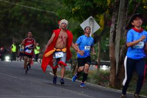 BIB: 6400, 6797
                            <button type="button" onclick="openModal(3325725)" class="btn btn-primary btn-sm float-right btn-popup" data-toggle="modal" data-target=".modal-high-quality">
                        <i class="fas fa-shopping-cart"></i> Add to Cart
                    </button>
                                            <button type="button" onclick="isThisMe(3325725, true)" class="btn btn-success btn-sm float-right btn-popup btn-isme hidden" data-toggle="tooltip" data-placement="bottom" title="นี่คือรูปของคุณใช่ไหม คลิกที่นี่เพื่อเอาเข้าอัลบั้ม">
                        <i class="fas fa-plus"></i> Add to album
                    </button>
                    <button type="button" onclick="isThisMe(3325725, false)" class="btn btn-warning btn-sm float-right btn-popup btn-isnotme hidden">
                        <i class="fas fa-ban"></i> Remove from album
                    </button>