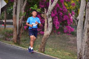 BIB: 877
                            <button type="button" onclick="openModal(3326096)" class="btn btn-primary btn-sm float-right btn-popup" data-toggle="modal" data-target=".modal-high-quality">
                        <i class="fas fa-shopping-cart"></i> Add to Cart
                    </button>
                                            <button type="button" onclick="isThisMe(3326096, true)" class="btn btn-success btn-sm float-right btn-popup btn-isme hidden" data-toggle="tooltip" data-placement="bottom" title="นี่คือรูปของคุณใช่ไหม คลิกที่นี่เพื่อเอาเข้าอัลบั้ม">
                        <i class="fas fa-plus"></i> Add to album
                    </button>
                    <button type="button" onclick="isThisMe(3326096, false)" class="btn btn-warning btn-sm float-right btn-popup btn-isnotme hidden">
                        <i class="fas fa-ban"></i> Remove from album
                    </button>