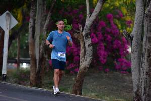 BIB: 6935
                            <button type="button" onclick="openModal(3325622)" class="btn btn-primary btn-sm float-right btn-popup" data-toggle="modal" data-target=".modal-high-quality">
                        <i class="fas fa-shopping-cart"></i> Add to Cart
                    </button>
                                            <button type="button" onclick="isThisMe(3325622, true)" class="btn btn-success btn-sm float-right btn-popup btn-isme hidden" data-toggle="tooltip" data-placement="bottom" title="นี่คือรูปของคุณใช่ไหม คลิกที่นี่เพื่อเอาเข้าอัลบั้ม">
                        <i class="fas fa-plus"></i> Add to album
                    </button>
                    <button type="button" onclick="isThisMe(3325622, false)" class="btn btn-warning btn-sm float-right btn-popup btn-isnotme hidden">
                        <i class="fas fa-ban"></i> Remove from album
                    </button>