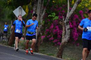 BIB: 6785
                            <button type="button" onclick="openModal(3325078)" class="btn btn-primary btn-sm float-right btn-popup" data-toggle="modal" data-target=".modal-high-quality">
                        <i class="fas fa-shopping-cart"></i> Add to Cart
                    </button>
                                            <button type="button" onclick="isThisMe(3325078, true)" class="btn btn-success btn-sm float-right btn-popup btn-isme hidden" data-toggle="tooltip" data-placement="bottom" title="นี่คือรูปของคุณใช่ไหม คลิกที่นี่เพื่อเอาเข้าอัลบั้ม">
                        <i class="fas fa-plus"></i> Add to album
                    </button>
                    <button type="button" onclick="isThisMe(3325078, false)" class="btn btn-warning btn-sm float-right btn-popup btn-isnotme hidden">
                        <i class="fas fa-ban"></i> Remove from album
                    </button>