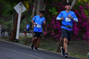 BIB: 612, 6528
                            <button type="button" onclick="openModal(3324972)" class="btn btn-primary btn-sm float-right btn-popup" data-toggle="modal" data-target=".modal-high-quality">
                        <i class="fas fa-shopping-cart"></i> Add to Cart
                    </button>
                                            <button type="button" onclick="isThisMe(3324972, true)" class="btn btn-success btn-sm float-right btn-popup btn-isme hidden" data-toggle="tooltip" data-placement="bottom" title="นี่คือรูปของคุณใช่ไหม คลิกที่นี่เพื่อเอาเข้าอัลบั้ม">
                        <i class="fas fa-plus"></i> Add to album
                    </button>
                    <button type="button" onclick="isThisMe(3324972, false)" class="btn btn-warning btn-sm float-right btn-popup btn-isnotme hidden">
                        <i class="fas fa-ban"></i> Remove from album
                    </button>