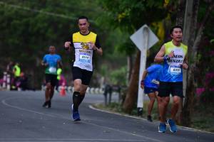 BIB: 201, 6514, 6311
                            <button type="button" onclick="openModal(3324780)" class="btn btn-primary btn-sm float-right btn-popup" data-toggle="modal" data-target=".modal-high-quality">
                        <i class="fas fa-shopping-cart"></i> Add to Cart
                    </button>
                                            <button type="button" onclick="isThisMe(3324780, true)" class="btn btn-success btn-sm float-right btn-popup btn-isme hidden" data-toggle="tooltip" data-placement="bottom" title="นี่คือรูปของคุณใช่ไหม คลิกที่นี่เพื่อเอาเข้าอัลบั้ม">
                        <i class="fas fa-plus"></i> Add to album
                    </button>
                    <button type="button" onclick="isThisMe(3324780, false)" class="btn btn-warning btn-sm float-right btn-popup btn-isnotme hidden">
                        <i class="fas fa-ban"></i> Remove from album
                    </button>
