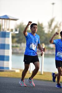 BIB: 647
                            <button type="button" onclick="openModal(3230140)" class="btn btn-primary btn-sm float-right btn-popup" data-toggle="modal" data-target=".modal-high-quality">
                        <i class="fas fa-shopping-cart"></i> Add to Cart
                    </button>
                                            <button type="button" onclick="isThisMe(3230140, true)" class="btn btn-success btn-sm float-right btn-popup btn-isme hidden" data-toggle="tooltip" data-placement="bottom" title="นี่คือรูปของคุณใช่ไหม คลิกที่นี่เพื่อเอาเข้าอัลบั้ม">
                        <i class="fas fa-plus"></i> Add to album
                    </button>
                    <button type="button" onclick="isThisMe(3230140, false)" class="btn btn-warning btn-sm float-right btn-popup btn-isnotme hidden">
                        <i class="fas fa-ban"></i> Remove from album
                    </button>