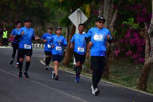 BIB: 6047, 6402, 6098
                            <button type="button" onclick="openModal(3326052)" class="btn btn-primary btn-sm float-right btn-popup" data-toggle="modal" data-target=".modal-high-quality">
                        <i class="fas fa-shopping-cart"></i> Add to Cart
                    </button>
                                            <button type="button" onclick="isThisMe(3326052, true)" class="btn btn-success btn-sm float-right btn-popup btn-isme hidden" data-toggle="tooltip" data-placement="bottom" title="นี่คือรูปของคุณใช่ไหม คลิกที่นี่เพื่อเอาเข้าอัลบั้ม">
                        <i class="fas fa-plus"></i> Add to album
                    </button>
                    <button type="button" onclick="isThisMe(3326052, false)" class="btn btn-warning btn-sm float-right btn-popup btn-isnotme hidden">
                        <i class="fas fa-ban"></i> Remove from album
                    </button>