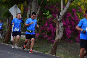 BIB: 6785
                            <button type="button" onclick="openModal(3325080)" class="btn btn-primary btn-sm float-right btn-popup" data-toggle="modal" data-target=".modal-high-quality">
                        <i class="fas fa-shopping-cart"></i> Add to Cart
                    </button>
                                            <button type="button" onclick="isThisMe(3325080, true)" class="btn btn-success btn-sm float-right btn-popup btn-isme hidden" data-toggle="tooltip" data-placement="bottom" title="นี่คือรูปของคุณใช่ไหม คลิกที่นี่เพื่อเอาเข้าอัลบั้ม">
                        <i class="fas fa-plus"></i> Add to album
                    </button>
                    <button type="button" onclick="isThisMe(3325080, false)" class="btn btn-warning btn-sm float-right btn-popup btn-isnotme hidden">
                        <i class="fas fa-ban"></i> Remove from album
                    </button>