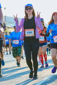 BIB: 9100
                            <button type="button" onclick="openModal(3272988)" class="btn btn-primary btn-sm float-right btn-popup" data-toggle="modal" data-target=".modal-high-quality">
                        <i class="fas fa-shopping-cart"></i> Add to Cart
                    </button>
                                            <button type="button" onclick="isThisMe(3272988, true)" class="btn btn-success btn-sm float-right btn-popup btn-isme hidden" data-toggle="tooltip" data-placement="bottom" title="นี่คือรูปของคุณใช่ไหม คลิกที่นี่เพื่อเอาเข้าอัลบั้ม">
                        <i class="fas fa-plus"></i> Add to album
                    </button>
                    <button type="button" onclick="isThisMe(3272988, false)" class="btn btn-warning btn-sm float-right btn-popup btn-isnotme hidden">
                        <i class="fas fa-ban"></i> Remove from album
                    </button>