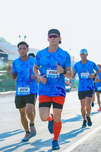 BIB: 6960, 6723, 6978
                            <button type="button" onclick="openModal(3269084)" class="btn btn-primary btn-sm float-right btn-popup" data-toggle="modal" data-target=".modal-high-quality">
                        <i class="fas fa-shopping-cart"></i> Add to Cart
                    </button>
                                            <button type="button" onclick="isThisMe(3269084, true)" class="btn btn-success btn-sm float-right btn-popup btn-isme hidden" data-toggle="tooltip" data-placement="bottom" title="นี่คือรูปของคุณใช่ไหม คลิกที่นี่เพื่อเอาเข้าอัลบั้ม">
                        <i class="fas fa-plus"></i> Add to album
                    </button>
                    <button type="button" onclick="isThisMe(3269084, false)" class="btn btn-warning btn-sm float-right btn-popup btn-isnotme hidden">
                        <i class="fas fa-ban"></i> Remove from album
                    </button>