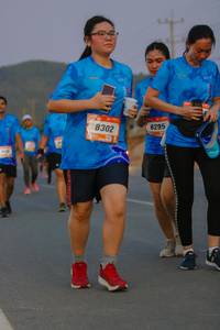 BIB: 302, 8295
                            <button type="button" onclick="openModal(3276796)" class="btn btn-primary btn-sm float-right btn-popup" data-toggle="modal" data-target=".modal-high-quality">
                        <i class="fas fa-shopping-cart"></i> Add to Cart
                    </button>
                                            <button type="button" onclick="isThisMe(3276796, true)" class="btn btn-success btn-sm float-right btn-popup btn-isme hidden" data-toggle="tooltip" data-placement="bottom" title="นี่คือรูปของคุณใช่ไหม คลิกที่นี่เพื่อเอาเข้าอัลบั้ม">
                        <i class="fas fa-plus"></i> Add to album
                    </button>
                    <button type="button" onclick="isThisMe(3276796, false)" class="btn btn-warning btn-sm float-right btn-popup btn-isnotme hidden">
                        <i class="fas fa-ban"></i> Remove from album
                    </button>