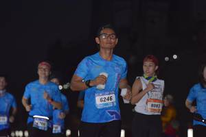 BIB: 6246, 8083
                            <button type="button" onclick="openModal(3496105)" class="btn btn-primary btn-sm float-right btn-popup" data-toggle="modal" data-target=".modal-high-quality">
                        <i class="fas fa-shopping-cart"></i> Add to Cart
                    </button>
                                            <button type="button" onclick="isThisMe(3496105, true)" class="btn btn-success btn-sm float-right btn-popup btn-isme hidden" data-toggle="tooltip" data-placement="bottom" title="นี่คือรูปของคุณใช่ไหม คลิกที่นี่เพื่อเอาเข้าอัลบั้ม">
                        <i class="fas fa-plus"></i> Add to album
                    </button>
                    <button type="button" onclick="isThisMe(3496105, false)" class="btn btn-warning btn-sm float-right btn-popup btn-isnotme hidden">
                        <i class="fas fa-ban"></i> Remove from album
                    </button>