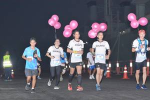 BIB: 106
                            <button type="button" onclick="openModal(3496524)" class="btn btn-primary btn-sm float-right btn-popup" data-toggle="modal" data-target=".modal-high-quality">
                        <i class="fas fa-shopping-cart"></i> Add to Cart
                    </button>
                                            <button type="button" onclick="isThisMe(3496524, true)" class="btn btn-success btn-sm float-right btn-popup btn-isme hidden" data-toggle="tooltip" data-placement="bottom" title="นี่คือรูปของคุณใช่ไหม คลิกที่นี่เพื่อเอาเข้าอัลบั้ม">
                        <i class="fas fa-plus"></i> Add to album
                    </button>
                    <button type="button" onclick="isThisMe(3496524, false)" class="btn btn-warning btn-sm float-right btn-popup btn-isnotme hidden">
                        <i class="fas fa-ban"></i> Remove from album
                    </button>