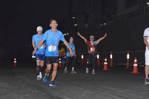 BIB: 472
                            <button type="button" onclick="openModal(3496135)" class="btn btn-primary btn-sm float-right btn-popup" data-toggle="modal" data-target=".modal-high-quality">
                        <i class="fas fa-shopping-cart"></i> Add to Cart
                    </button>
                                            <button type="button" onclick="isThisMe(3496135, true)" class="btn btn-success btn-sm float-right btn-popup btn-isme hidden" data-toggle="tooltip" data-placement="bottom" title="นี่คือรูปของคุณใช่ไหม คลิกที่นี่เพื่อเอาเข้าอัลบั้ม">
                        <i class="fas fa-plus"></i> Add to album
                    </button>
                    <button type="button" onclick="isThisMe(3496135, false)" class="btn btn-warning btn-sm float-right btn-popup btn-isnotme hidden">
                        <i class="fas fa-ban"></i> Remove from album
                    </button>