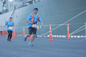 BIB: 8130
                            <button type="button" onclick="openModal(3496453)" class="btn btn-primary btn-sm float-right btn-popup" data-toggle="modal" data-target=".modal-high-quality">
                        <i class="fas fa-shopping-cart"></i> Add to Cart
                    </button>
                                            <button type="button" onclick="isThisMe(3496453, true)" class="btn btn-success btn-sm float-right btn-popup btn-isme hidden" data-toggle="tooltip" data-placement="bottom" title="นี่คือรูปของคุณใช่ไหม คลิกที่นี่เพื่อเอาเข้าอัลบั้ม">
                        <i class="fas fa-plus"></i> Add to album
                    </button>
                    <button type="button" onclick="isThisMe(3496453, false)" class="btn btn-warning btn-sm float-right btn-popup btn-isnotme hidden">
                        <i class="fas fa-ban"></i> Remove from album
                    </button>