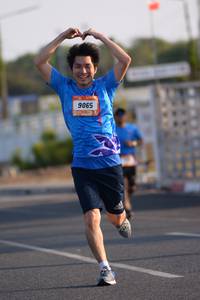 BIB: 9065
                            <button type="button" onclick="openModal(3184132)" class="btn btn-primary btn-sm float-right btn-popup" data-toggle="modal" data-target=".modal-high-quality">
                        <i class="fas fa-shopping-cart"></i> Add to Cart
                    </button>
                                            <button type="button" onclick="isThisMe(3184132, true)" class="btn btn-success btn-sm float-right btn-popup btn-isme hidden" data-toggle="tooltip" data-placement="bottom" title="นี่คือรูปของคุณใช่ไหม คลิกที่นี่เพื่อเอาเข้าอัลบั้ม">
                        <i class="fas fa-plus"></i> Add to album
                    </button>
                    <button type="button" onclick="isThisMe(3184132, false)" class="btn btn-warning btn-sm float-right btn-popup btn-isnotme hidden">
                        <i class="fas fa-ban"></i> Remove from album
                    </button>