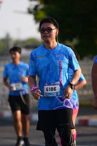 BIB: 6186
                            <button type="button" onclick="openModal(3179250)" class="btn btn-primary btn-sm float-right btn-popup" data-toggle="modal" data-target=".modal-high-quality">
                        <i class="fas fa-shopping-cart"></i> Add to Cart
                    </button>
                                            <button type="button" onclick="isThisMe(3179250, true)" class="btn btn-success btn-sm float-right btn-popup btn-isme hidden" data-toggle="tooltip" data-placement="bottom" title="นี่คือรูปของคุณใช่ไหม คลิกที่นี่เพื่อเอาเข้าอัลบั้ม">
                        <i class="fas fa-plus"></i> Add to album
                    </button>
                    <button type="button" onclick="isThisMe(3179250, false)" class="btn btn-warning btn-sm float-right btn-popup btn-isnotme hidden">
                        <i class="fas fa-ban"></i> Remove from album
                    </button>