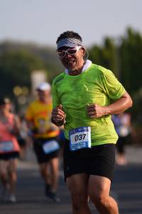 BIB: 037
                            <button type="button" onclick="openModal(3181962)" class="btn btn-primary btn-sm float-right btn-popup" data-toggle="modal" data-target=".modal-high-quality">
                        <i class="fas fa-shopping-cart"></i> Add to Cart
                    </button>
                                            <button type="button" onclick="isThisMe(3181962, true)" class="btn btn-success btn-sm float-right btn-popup btn-isme hidden" data-toggle="tooltip" data-placement="bottom" title="นี่คือรูปของคุณใช่ไหม คลิกที่นี่เพื่อเอาเข้าอัลบั้ม">
                        <i class="fas fa-plus"></i> Add to album
                    </button>
                    <button type="button" onclick="isThisMe(3181962, false)" class="btn btn-warning btn-sm float-right btn-popup btn-isnotme hidden">
                        <i class="fas fa-ban"></i> Remove from album
                    </button>