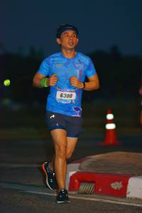 BIB: 6300
                            <button type="button" onclick="openModal(3280536)" class="btn btn-primary btn-sm float-right btn-popup" data-toggle="modal" data-target=".modal-high-quality">
                        <i class="fas fa-shopping-cart"></i> Add to Cart
                    </button>
                                            <button type="button" onclick="isThisMe(3280536, true)" class="btn btn-success btn-sm float-right btn-popup btn-isme hidden" data-toggle="tooltip" data-placement="bottom" title="นี่คือรูปของคุณใช่ไหม คลิกที่นี่เพื่อเอาเข้าอัลบั้ม">
                        <i class="fas fa-plus"></i> Add to album
                    </button>
                    <button type="button" onclick="isThisMe(3280536, false)" class="btn btn-warning btn-sm float-right btn-popup btn-isnotme hidden">
                        <i class="fas fa-ban"></i> Remove from album
                    </button>