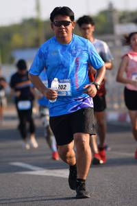 BIB: 202
                            <button type="button" onclick="openModal(3181501)" class="btn btn-primary btn-sm float-right btn-popup" data-toggle="modal" data-target=".modal-high-quality">
                        <i class="fas fa-shopping-cart"></i> Add to Cart
                    </button>
                                            <button type="button" onclick="isThisMe(3181501, true)" class="btn btn-success btn-sm float-right btn-popup btn-isme hidden" data-toggle="tooltip" data-placement="bottom" title="นี่คือรูปของคุณใช่ไหม คลิกที่นี่เพื่อเอาเข้าอัลบั้ม">
                        <i class="fas fa-plus"></i> Add to album
                    </button>
                    <button type="button" onclick="isThisMe(3181501, false)" class="btn btn-warning btn-sm float-right btn-popup btn-isnotme hidden">
                        <i class="fas fa-ban"></i> Remove from album
                    </button>