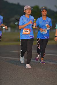 BIB: 190, 9128
                            <button type="button" onclick="openModal(3279698)" class="btn btn-primary btn-sm float-right btn-popup" data-toggle="modal" data-target=".modal-high-quality">
                        <i class="fas fa-shopping-cart"></i> Add to Cart
                    </button>
                                            <button type="button" onclick="isThisMe(3279698, true)" class="btn btn-success btn-sm float-right btn-popup btn-isme hidden" data-toggle="tooltip" data-placement="bottom" title="นี่คือรูปของคุณใช่ไหม คลิกที่นี่เพื่อเอาเข้าอัลบั้ม">
                        <i class="fas fa-plus"></i> Add to album
                    </button>
                    <button type="button" onclick="isThisMe(3279698, false)" class="btn btn-warning btn-sm float-right btn-popup btn-isnotme hidden">
                        <i class="fas fa-ban"></i> Remove from album
                    </button>