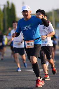 BIB: 2018, 9600
                            <button type="button" onclick="openModal(3185927)" class="btn btn-primary btn-sm float-right btn-popup" data-toggle="modal" data-target=".modal-high-quality">
                        <i class="fas fa-shopping-cart"></i> Add to Cart
                    </button>
                                            <button type="button" onclick="isThisMe(3185927, true)" class="btn btn-success btn-sm float-right btn-popup btn-isme hidden" data-toggle="tooltip" data-placement="bottom" title="นี่คือรูปของคุณใช่ไหม คลิกที่นี่เพื่อเอาเข้าอัลบั้ม">
                        <i class="fas fa-plus"></i> Add to album
                    </button>
                    <button type="button" onclick="isThisMe(3185927, false)" class="btn btn-warning btn-sm float-right btn-popup btn-isnotme hidden">
                        <i class="fas fa-ban"></i> Remove from album
                    </button>