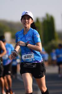 BIB: 6302
                            <button type="button" onclick="openModal(3179060)" class="btn btn-primary btn-sm float-right btn-popup" data-toggle="modal" data-target=".modal-high-quality">
                        <i class="fas fa-shopping-cart"></i> Add to Cart
                    </button>
                                            <button type="button" onclick="isThisMe(3179060, true)" class="btn btn-success btn-sm float-right btn-popup btn-isme hidden" data-toggle="tooltip" data-placement="bottom" title="นี่คือรูปของคุณใช่ไหม คลิกที่นี่เพื่อเอาเข้าอัลบั้ม">
                        <i class="fas fa-plus"></i> Add to album
                    </button>
                    <button type="button" onclick="isThisMe(3179060, false)" class="btn btn-warning btn-sm float-right btn-popup btn-isnotme hidden">
                        <i class="fas fa-ban"></i> Remove from album
                    </button>