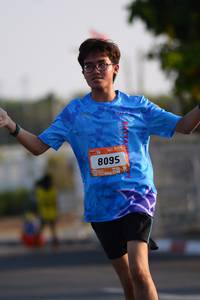 BIB: 8095
                            <button type="button" onclick="openModal(3184099)" class="btn btn-primary btn-sm float-right btn-popup" data-toggle="modal" data-target=".modal-high-quality">
                        <i class="fas fa-shopping-cart"></i> Add to Cart
                    </button>
                                            <button type="button" onclick="isThisMe(3184099, true)" class="btn btn-success btn-sm float-right btn-popup btn-isme hidden" data-toggle="tooltip" data-placement="bottom" title="นี่คือรูปของคุณใช่ไหม คลิกที่นี่เพื่อเอาเข้าอัลบั้ม">
                        <i class="fas fa-plus"></i> Add to album
                    </button>
                    <button type="button" onclick="isThisMe(3184099, false)" class="btn btn-warning btn-sm float-right btn-popup btn-isnotme hidden">
                        <i class="fas fa-ban"></i> Remove from album
                    </button>