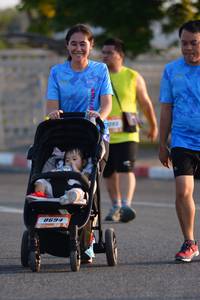 BIB: 8694
                            <button type="button" onclick="openModal(3187885)" class="btn btn-primary btn-sm float-right btn-popup" data-toggle="modal" data-target=".modal-high-quality">
                        <i class="fas fa-shopping-cart"></i> Add to Cart
                    </button>
                                            <button type="button" onclick="isThisMe(3187885, true)" class="btn btn-success btn-sm float-right btn-popup btn-isme hidden" data-toggle="tooltip" data-placement="bottom" title="นี่คือรูปของคุณใช่ไหม คลิกที่นี่เพื่อเอาเข้าอัลบั้ม">
                        <i class="fas fa-plus"></i> Add to album
                    </button>
                    <button type="button" onclick="isThisMe(3187885, false)" class="btn btn-warning btn-sm float-right btn-popup btn-isnotme hidden">
                        <i class="fas fa-ban"></i> Remove from album
                    </button>