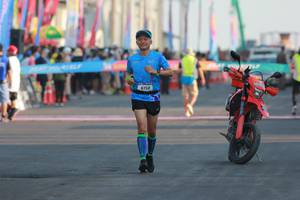 BIB: 150, 6150
                            <button type="button" onclick="openModal(3260344)" class="btn btn-primary btn-sm float-right btn-popup" data-toggle="modal" data-target=".modal-high-quality">
                        <i class="fas fa-shopping-cart"></i> Add to Cart
                    </button>
                                            <button type="button" onclick="isThisMe(3260344, true)" class="btn btn-success btn-sm float-right btn-popup btn-isme hidden" data-toggle="tooltip" data-placement="bottom" title="นี่คือรูปของคุณใช่ไหม คลิกที่นี่เพื่อเอาเข้าอัลบั้ม">
                        <i class="fas fa-plus"></i> Add to album
                    </button>
                    <button type="button" onclick="isThisMe(3260344, false)" class="btn btn-warning btn-sm float-right btn-popup btn-isnotme hidden">
                        <i class="fas fa-ban"></i> Remove from album
                    </button>