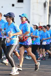 BIB: 
                            <button type="button" onclick="openModal(3134663)" class="btn btn-primary btn-sm float-right btn-popup" data-toggle="modal" data-target=".modal-high-quality">
                        <i class="fas fa-shopping-cart"></i> Add to Cart
                    </button>
                                            <button type="button" onclick="isThisMe(3134663, true)" class="btn btn-success btn-sm float-right btn-popup btn-isme hidden" data-toggle="tooltip" data-placement="bottom" title="นี่คือรูปของคุณใช่ไหม คลิกที่นี่เพื่อเอาเข้าอัลบั้ม">
                        <i class="fas fa-plus"></i> Add to album
                    </button>
                    <button type="button" onclick="isThisMe(3134663, false)" class="btn btn-warning btn-sm float-right btn-popup btn-isnotme hidden">
                        <i class="fas fa-ban"></i> Remove from album
                    </button>