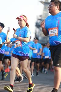 BIB: 9202
                            <button type="button" onclick="openModal(3134985)" class="btn btn-primary btn-sm float-right btn-popup" data-toggle="modal" data-target=".modal-high-quality">
                        <i class="fas fa-shopping-cart"></i> Add to Cart
                    </button>
                                            <button type="button" onclick="isThisMe(3134985, true)" class="btn btn-success btn-sm float-right btn-popup btn-isme hidden" data-toggle="tooltip" data-placement="bottom" title="นี่คือรูปของคุณใช่ไหม คลิกที่นี่เพื่อเอาเข้าอัลบั้ม">
                        <i class="fas fa-plus"></i> Add to album
                    </button>
                    <button type="button" onclick="isThisMe(3134985, false)" class="btn btn-warning btn-sm float-right btn-popup btn-isnotme hidden">
                        <i class="fas fa-ban"></i> Remove from album
                    </button>