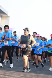 BIB: 8817, 296, 077
                            <button type="button" onclick="openModal(3134511)" class="btn btn-primary btn-sm float-right btn-popup" data-toggle="modal" data-target=".modal-high-quality">
                        <i class="fas fa-shopping-cart"></i> Add to Cart
                    </button>
                                            <button type="button" onclick="isThisMe(3134511, true)" class="btn btn-success btn-sm float-right btn-popup btn-isme hidden" data-toggle="tooltip" data-placement="bottom" title="นี่คือรูปของคุณใช่ไหม คลิกที่นี่เพื่อเอาเข้าอัลบั้ม">
                        <i class="fas fa-plus"></i> Add to album
                    </button>
                    <button type="button" onclick="isThisMe(3134511, false)" class="btn btn-warning btn-sm float-right btn-popup btn-isnotme hidden">
                        <i class="fas fa-ban"></i> Remove from album
                    </button>