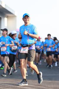 BIB: 572, 8017
                            <button type="button" onclick="openModal(3134581)" class="btn btn-primary btn-sm float-right btn-popup" data-toggle="modal" data-target=".modal-high-quality">
                        <i class="fas fa-shopping-cart"></i> Add to Cart
                    </button>
                                            <button type="button" onclick="isThisMe(3134581, true)" class="btn btn-success btn-sm float-right btn-popup btn-isme hidden" data-toggle="tooltip" data-placement="bottom" title="นี่คือรูปของคุณใช่ไหม คลิกที่นี่เพื่อเอาเข้าอัลบั้ม">
                        <i class="fas fa-plus"></i> Add to album
                    </button>
                    <button type="button" onclick="isThisMe(3134581, false)" class="btn btn-warning btn-sm float-right btn-popup btn-isnotme hidden">
                        <i class="fas fa-ban"></i> Remove from album
                    </button>