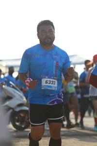 BIB: 6333
                            <button type="button" onclick="openModal(3134108)" class="btn btn-primary btn-sm float-right btn-popup" data-toggle="modal" data-target=".modal-high-quality">
                        <i class="fas fa-shopping-cart"></i> Add to Cart
                    </button>
                                            <button type="button" onclick="isThisMe(3134108, true)" class="btn btn-success btn-sm float-right btn-popup btn-isme hidden" data-toggle="tooltip" data-placement="bottom" title="นี่คือรูปของคุณใช่ไหม คลิกที่นี่เพื่อเอาเข้าอัลบั้ม">
                        <i class="fas fa-plus"></i> Add to album
                    </button>
                    <button type="button" onclick="isThisMe(3134108, false)" class="btn btn-warning btn-sm float-right btn-popup btn-isnotme hidden">
                        <i class="fas fa-ban"></i> Remove from album
                    </button>