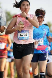 BIB: 6700, 073
                            <button type="button" onclick="openModal(3213821)" class="btn btn-primary btn-sm float-right btn-popup" data-toggle="modal" data-target=".modal-high-quality">
                        <i class="fas fa-shopping-cart"></i> Add to Cart
                    </button>
                                            <button type="button" onclick="isThisMe(3213821, true)" class="btn btn-success btn-sm float-right btn-popup btn-isme hidden" data-toggle="tooltip" data-placement="bottom" title="นี่คือรูปของคุณใช่ไหม คลิกที่นี่เพื่อเอาเข้าอัลบั้ม">
                        <i class="fas fa-plus"></i> Add to album
                    </button>
                    <button type="button" onclick="isThisMe(3213821, false)" class="btn btn-warning btn-sm float-right btn-popup btn-isnotme hidden">
                        <i class="fas fa-ban"></i> Remove from album
                    </button>