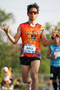 BIB: 6013
                            <button type="button" onclick="openModal(3212418)" class="btn btn-primary btn-sm float-right btn-popup" data-toggle="modal" data-target=".modal-high-quality">
                        <i class="fas fa-shopping-cart"></i> Add to Cart
                    </button>
                                            <button type="button" onclick="isThisMe(3212418, true)" class="btn btn-success btn-sm float-right btn-popup btn-isme hidden" data-toggle="tooltip" data-placement="bottom" title="นี่คือรูปของคุณใช่ไหม คลิกที่นี่เพื่อเอาเข้าอัลบั้ม">
                        <i class="fas fa-plus"></i> Add to album
                    </button>
                    <button type="button" onclick="isThisMe(3212418, false)" class="btn btn-warning btn-sm float-right btn-popup btn-isnotme hidden">
                        <i class="fas fa-ban"></i> Remove from album
                    </button>