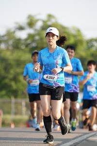 BIB: 6302
                            <button type="button" onclick="openModal(3213170)" class="btn btn-primary btn-sm float-right btn-popup" data-toggle="modal" data-target=".modal-high-quality">
                        <i class="fas fa-shopping-cart"></i> Add to Cart
                    </button>
                                            <button type="button" onclick="isThisMe(3213170, true)" class="btn btn-success btn-sm float-right btn-popup btn-isme hidden" data-toggle="tooltip" data-placement="bottom" title="นี่คือรูปของคุณใช่ไหม คลิกที่นี่เพื่อเอาเข้าอัลบั้ม">
                        <i class="fas fa-plus"></i> Add to album
                    </button>
                    <button type="button" onclick="isThisMe(3213170, false)" class="btn btn-warning btn-sm float-right btn-popup btn-isnotme hidden">
                        <i class="fas fa-ban"></i> Remove from album
                    </button>