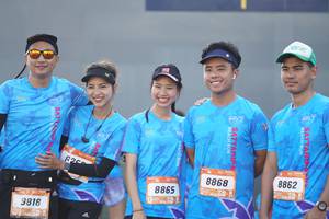 BIB: 8868, 8862, 8865, 3818
                            <button type="button" onclick="openModal(3211144)" class="btn btn-primary btn-sm float-right btn-popup" data-toggle="modal" data-target=".modal-high-quality">
                        <i class="fas fa-shopping-cart"></i> Add to Cart
                    </button>
                                            <button type="button" onclick="isThisMe(3211144, true)" class="btn btn-success btn-sm float-right btn-popup btn-isme hidden" data-toggle="tooltip" data-placement="bottom" title="นี่คือรูปของคุณใช่ไหม คลิกที่นี่เพื่อเอาเข้าอัลบั้ม">
                        <i class="fas fa-plus"></i> Add to album
                    </button>
                    <button type="button" onclick="isThisMe(3211144, false)" class="btn btn-warning btn-sm float-right btn-popup btn-isnotme hidden">
                        <i class="fas fa-ban"></i> Remove from album
                    </button>