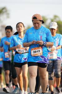 BIB: 8639, 9849, 991
                            <button type="button" onclick="openModal(3215988)" class="btn btn-primary btn-sm float-right btn-popup" data-toggle="modal" data-target=".modal-high-quality">
                        <i class="fas fa-shopping-cart"></i> Add to Cart
                    </button>
                                            <button type="button" onclick="isThisMe(3215988, true)" class="btn btn-success btn-sm float-right btn-popup btn-isme hidden" data-toggle="tooltip" data-placement="bottom" title="นี่คือรูปของคุณใช่ไหม คลิกที่นี่เพื่อเอาเข้าอัลบั้ม">
                        <i class="fas fa-plus"></i> Add to album
                    </button>
                    <button type="button" onclick="isThisMe(3215988, false)" class="btn btn-warning btn-sm float-right btn-popup btn-isnotme hidden">
                        <i class="fas fa-ban"></i> Remove from album
                    </button>