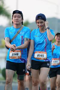 BIB: 8146, 8145, 287
                            <button type="button" onclick="openModal(3220991)" class="btn btn-primary btn-sm float-right btn-popup" data-toggle="modal" data-target=".modal-high-quality">
                        <i class="fas fa-shopping-cart"></i> Add to Cart
                    </button>
                                            <button type="button" onclick="isThisMe(3220991, true)" class="btn btn-success btn-sm float-right btn-popup btn-isme hidden" data-toggle="tooltip" data-placement="bottom" title="นี่คือรูปของคุณใช่ไหม คลิกที่นี่เพื่อเอาเข้าอัลบั้ม">
                        <i class="fas fa-plus"></i> Add to album
                    </button>
                    <button type="button" onclick="isThisMe(3220991, false)" class="btn btn-warning btn-sm float-right btn-popup btn-isnotme hidden">
                        <i class="fas fa-ban"></i> Remove from album
                    </button>