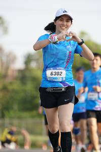 BIB: 6302
                            <button type="button" onclick="openModal(3213177)" class="btn btn-primary btn-sm float-right btn-popup" data-toggle="modal" data-target=".modal-high-quality">
                        <i class="fas fa-shopping-cart"></i> Add to Cart
                    </button>
                                            <button type="button" onclick="isThisMe(3213177, true)" class="btn btn-success btn-sm float-right btn-popup btn-isme hidden" data-toggle="tooltip" data-placement="bottom" title="นี่คือรูปของคุณใช่ไหม คลิกที่นี่เพื่อเอาเข้าอัลบั้ม">
                        <i class="fas fa-plus"></i> Add to album
                    </button>
                    <button type="button" onclick="isThisMe(3213177, false)" class="btn btn-warning btn-sm float-right btn-popup btn-isnotme hidden">
                        <i class="fas fa-ban"></i> Remove from album
                    </button>